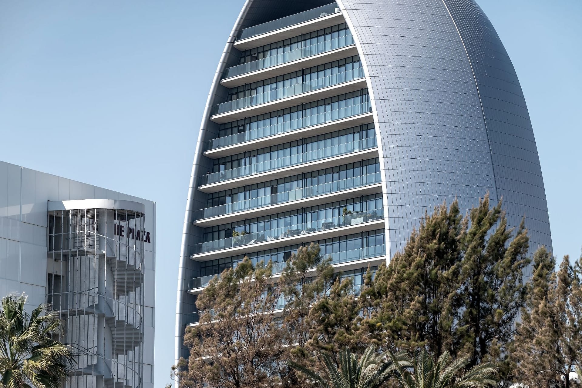 The Oval in Limassol, modernes Bürogebäude