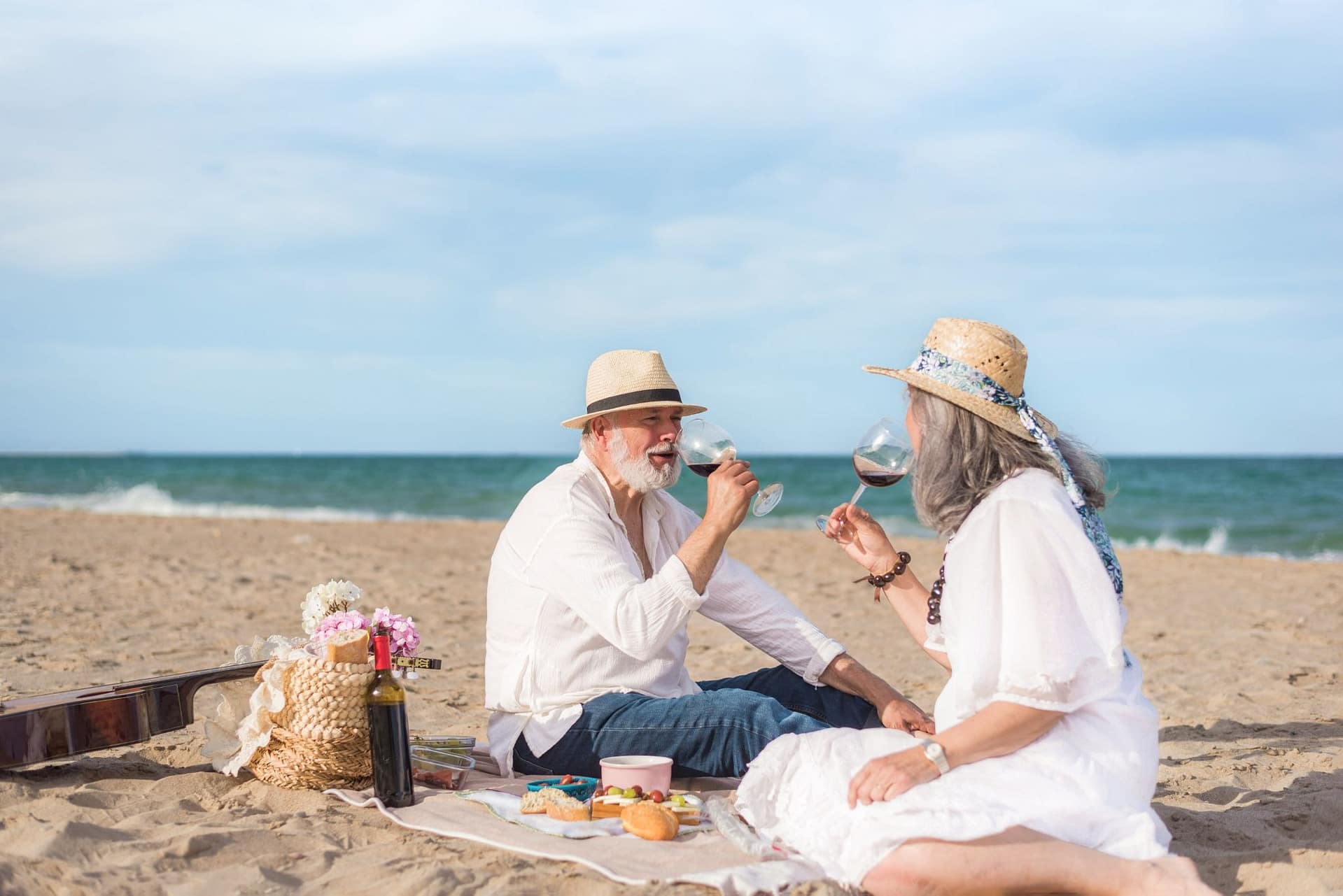 Lebenshaltungskosten auf Zypern, Rentner genießen entspannten Alltag am Strand